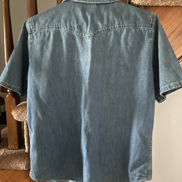 Levi's  denim shirt - Picture 2 of 5